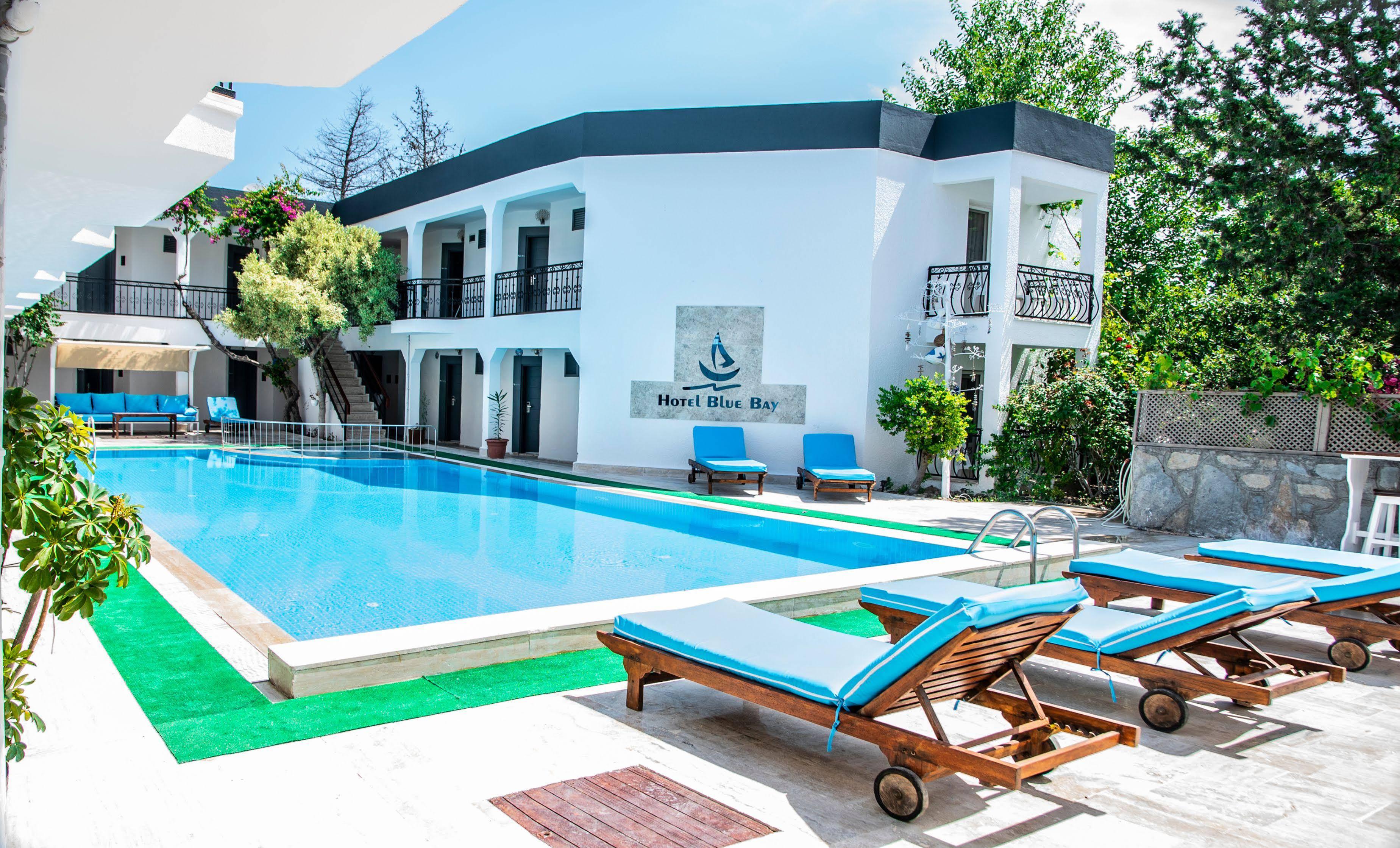 Blue Bay (adults Only) Otel 3*