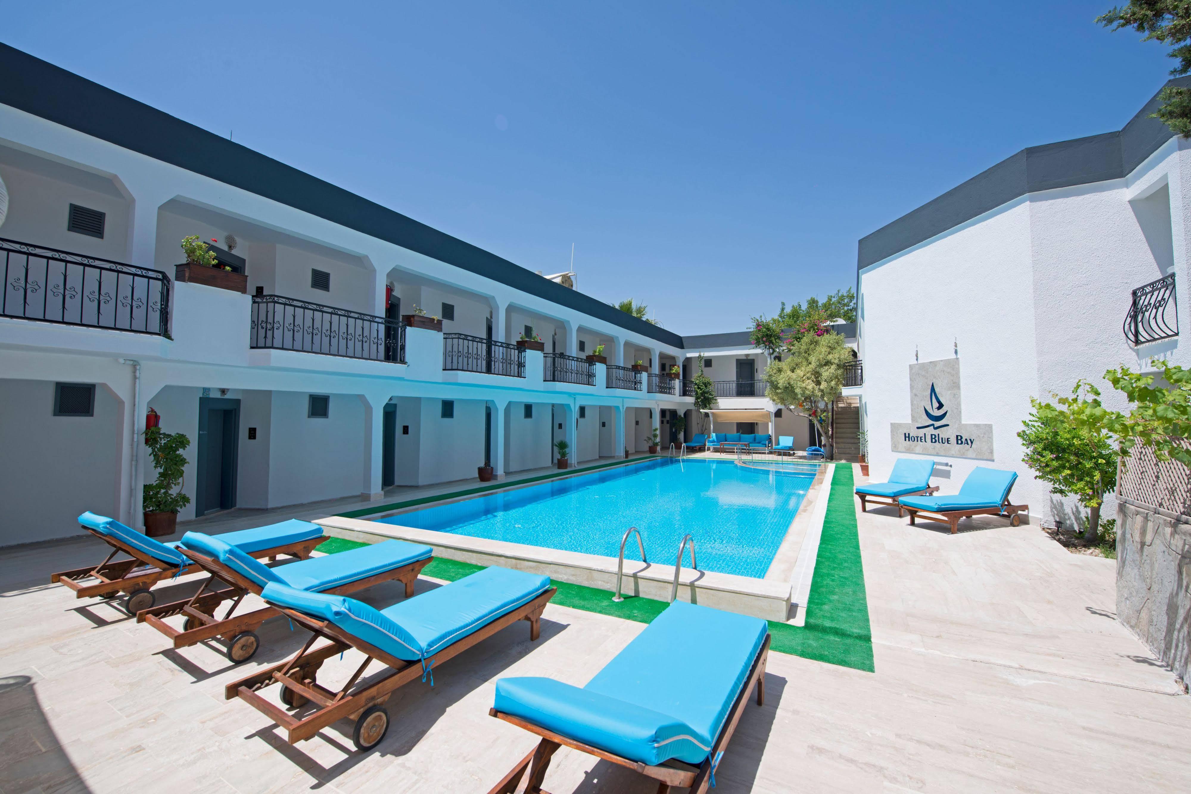 Blue Bay (adults Only) Otel 3*