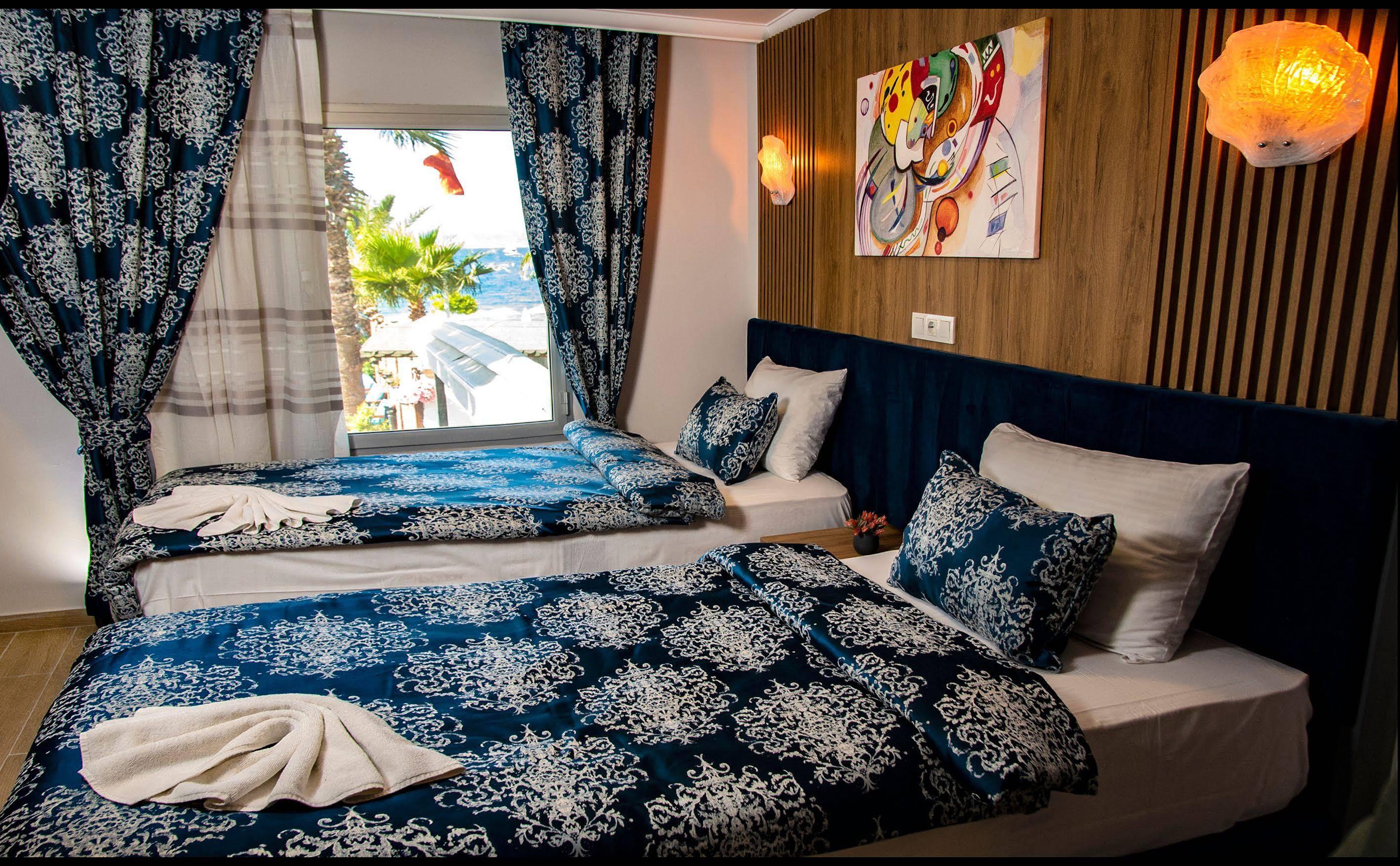Blue Bay (adults Only) Otel 3*